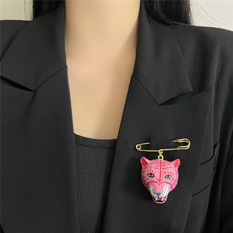 Elegant Enamel Tiger Brooch Pi - đánh giá và giá Women'S Formal Wear Accessories
