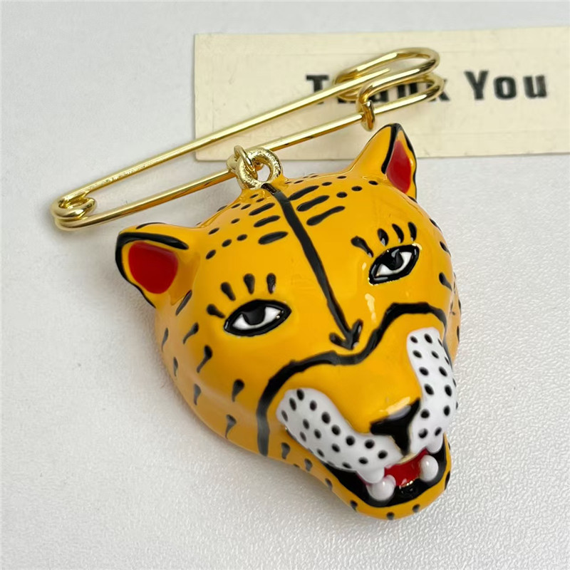 Elegant Enamel Tiger Brooch Pi - đánh giá và giá Women'S Formal Wear Accessories