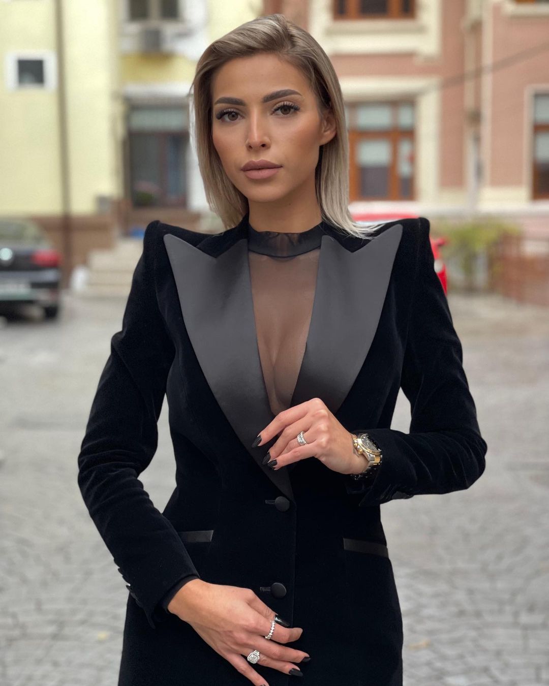 Thời Trang Nữ Quần Phù Hợp Với - đánh giá và giá Women Formal Wear With Black Blazer